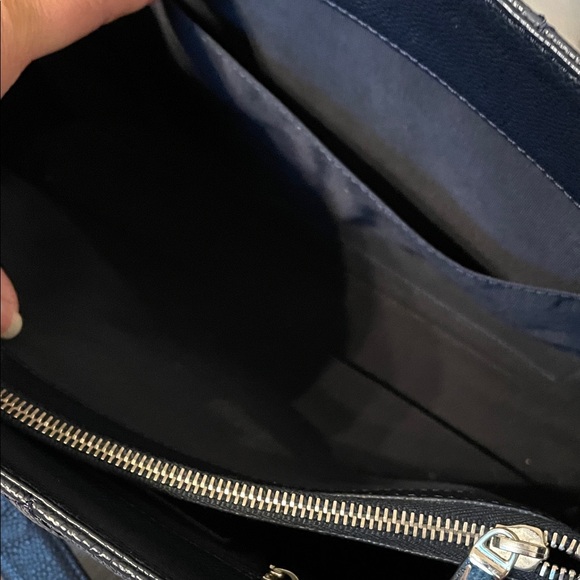 CHANEL Navy Quilted Leather Grand Shopping Tote with Interlocking CC - Picture 10 of 15